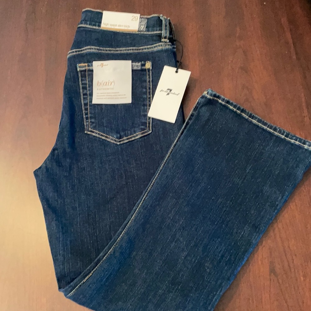 😍NWT‼️7 for all mankind High waist Slim kick Flare‼️